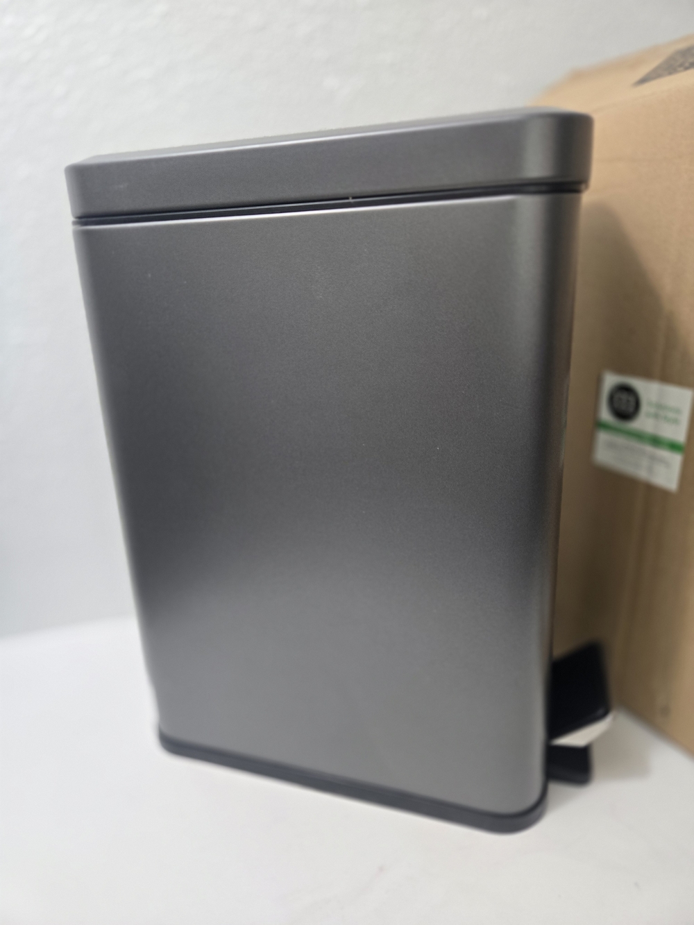 Modern Gray Step Trash Can - Sleek Bathroom Waste Bin